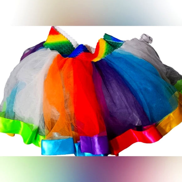 Girls size 8 dress/shoes, unicorn toy and towel, princess...